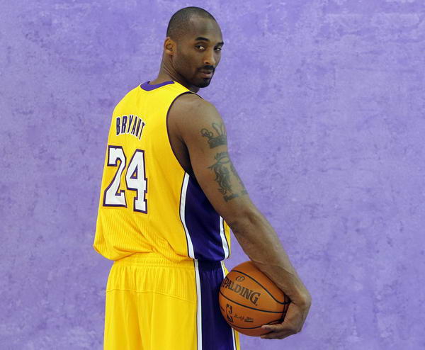 KD：经历这些艰难的比赛，对我们整个团队来说都非常重要（KD：这些艰难的比赛对全队意义重大）