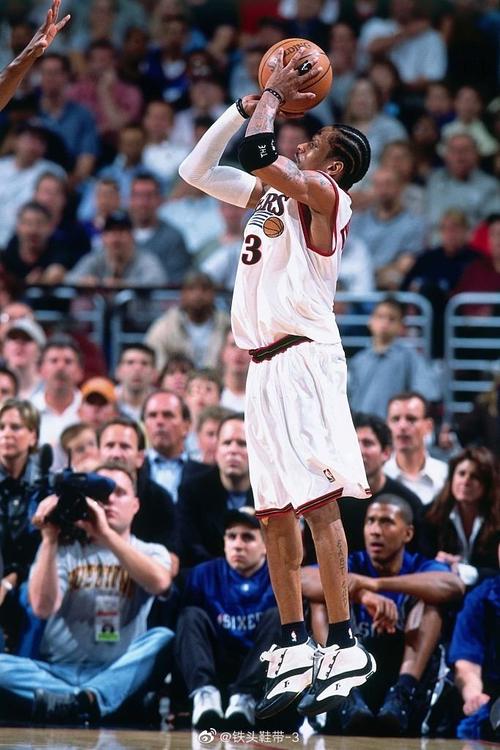 西媒：若亚马尔踢布鲁日时出场，他就将被西班牙国家队征召（西媒：亚马尔若在战布鲁日登场，将获西班牙队征召）