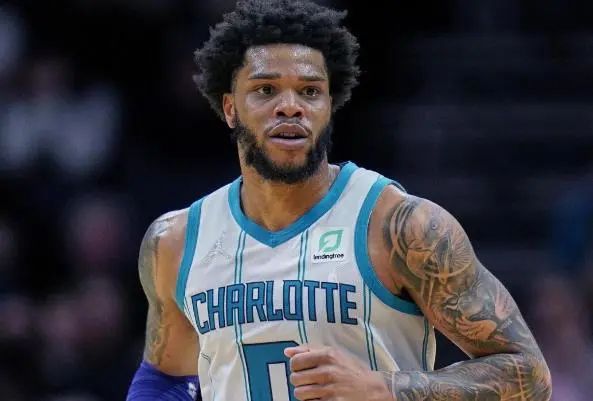 阿斯：马竞正密切关注格雷茨卡，球员与拜仁合同将在明夏到期（阿斯报：马竞紧盯格雷茨卡，其与拜仁的合同将于明夏届满）