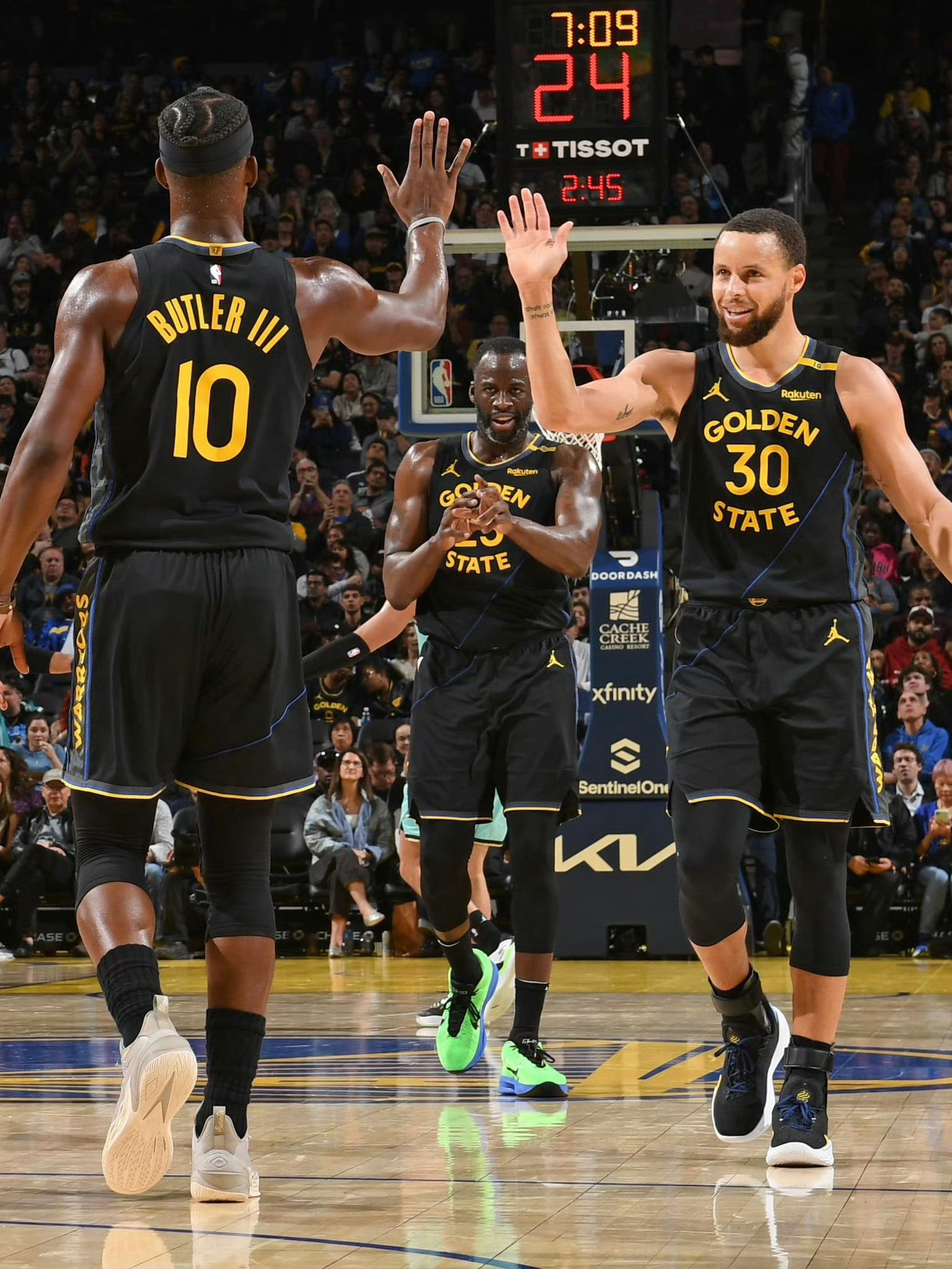 浙江队官方：李提香、孙正傲、董宇、岳鑫、梁诺恒合同期满离队（浙江队官宣：李提香、孙正傲、董宇、岳鑫、梁诺恒合同到期离队）