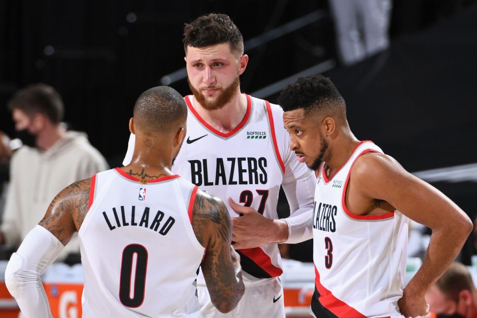 巴媒：西班牙人询问了罗比尼奥儿子小罗比尼奥，球员年底满18（巴媒称西班牙人已打听罗比尼奥之子小罗比尼奥，球员将于年底年满18岁）