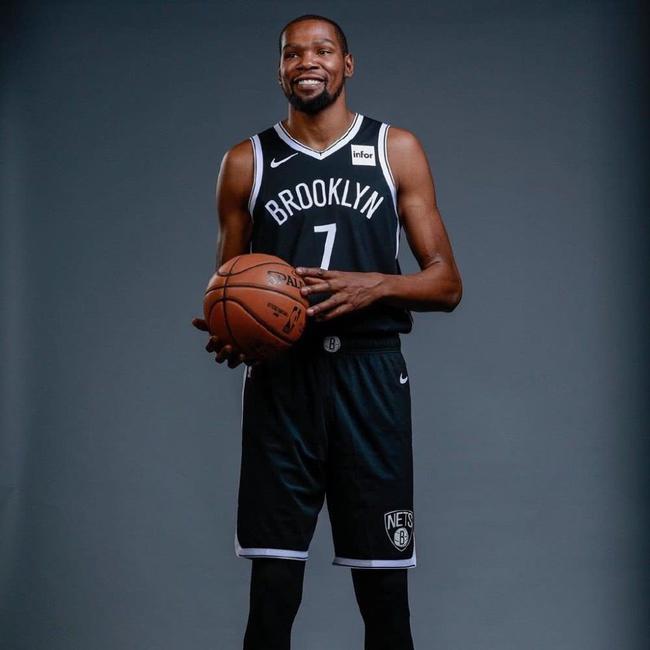 塞内加尔主帅：今晚全队阵容齐整，我们必须做好准备（塞内加尔主帅：今夜阵容完整，我们必须充分备战）